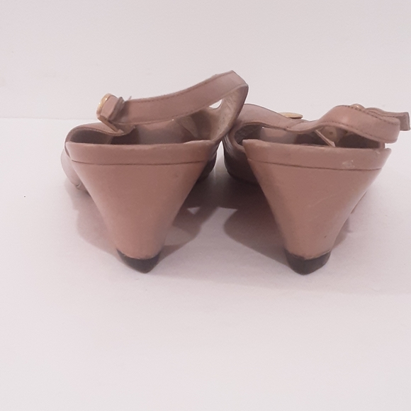 VNTG Ferragamo peep toe flat sandal beige - Picture 4 of 7